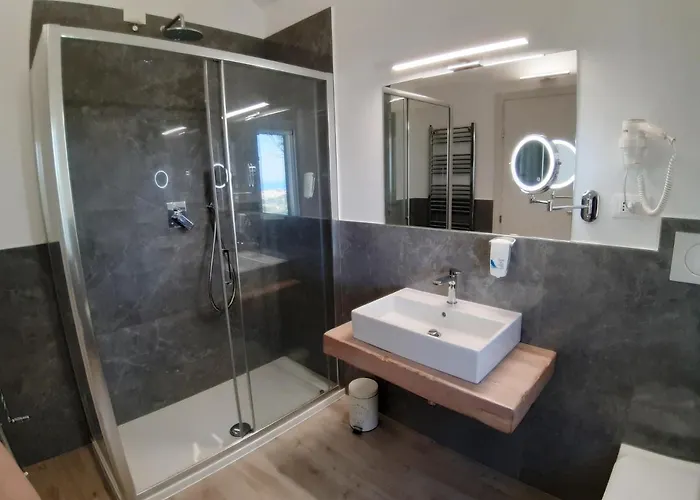 De Ruschi Bed & Breakfast 4*