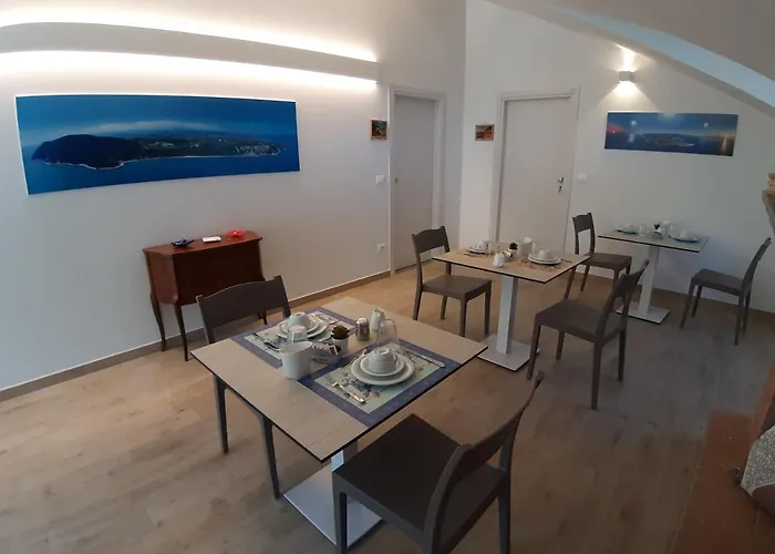 De Ruschi Bed & Breakfast 4*