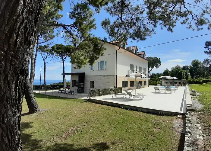 De Ruschi 4* Montacuto